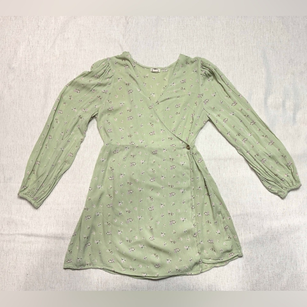 Billabong Women Lotta Love Green Long Sleeve Wrap Dress Medium Flowy Summer Beac